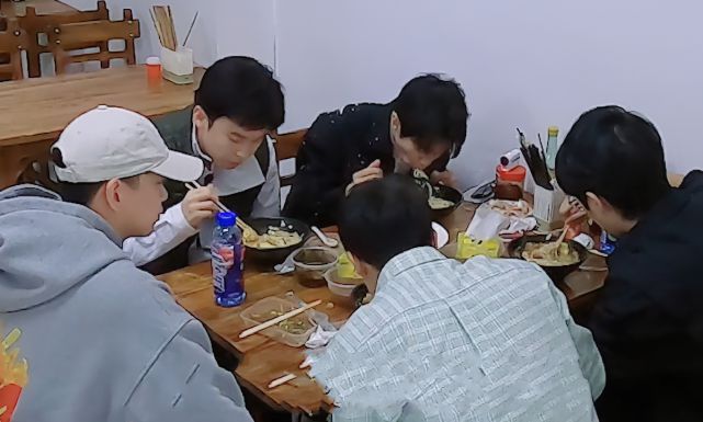 阅读公众号标题：打开内容营销的第一道大门